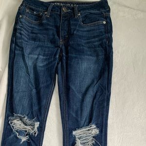 AMERICAN EAGLE BOYFRIEND JEANS